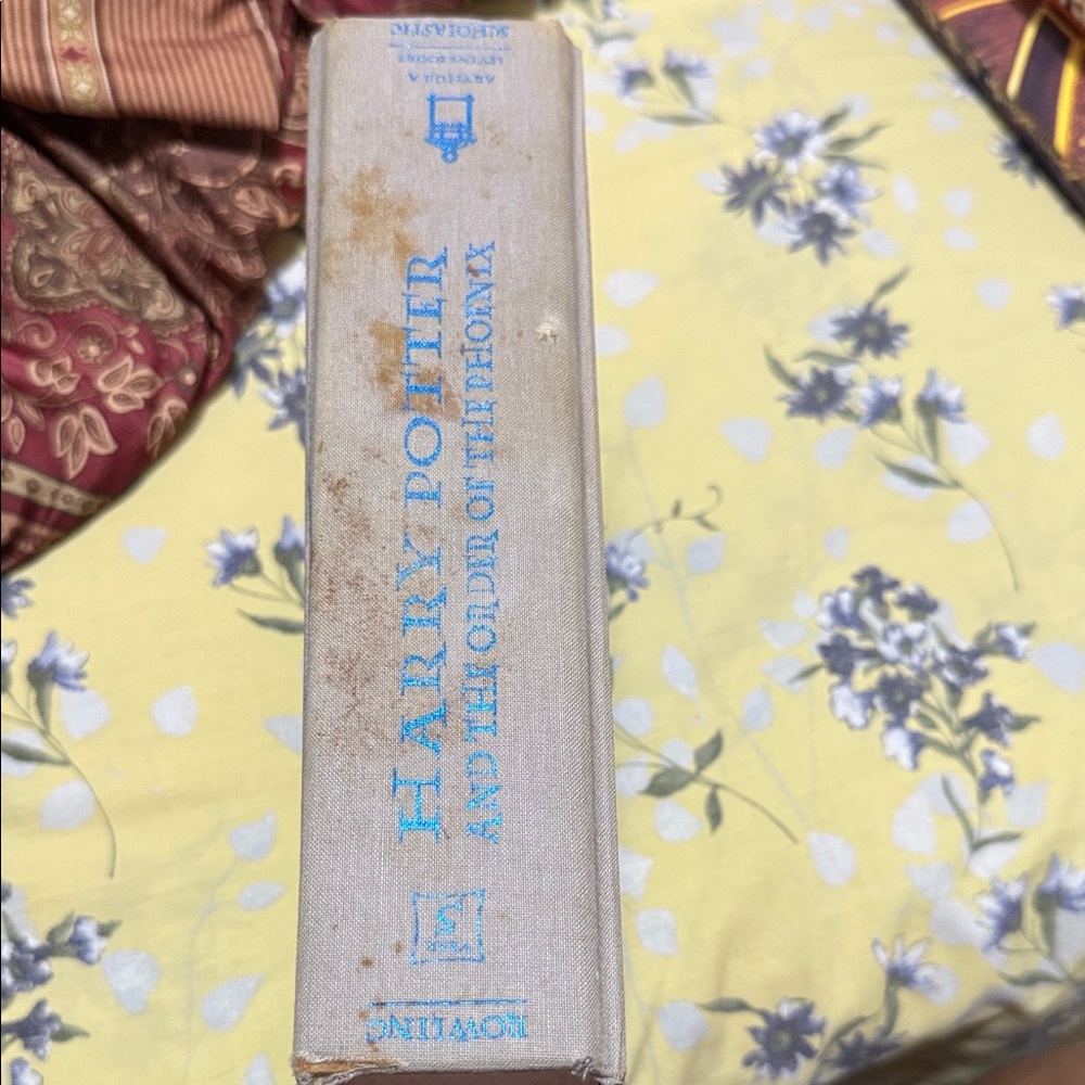 Harry Potter and the Order of the Phoenix Book